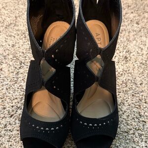 Apt. 9 Elegant Black Cutout Heels
